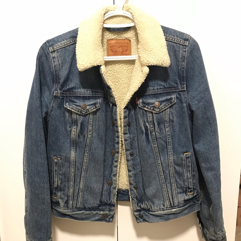 LEVI’S sherpa jacket